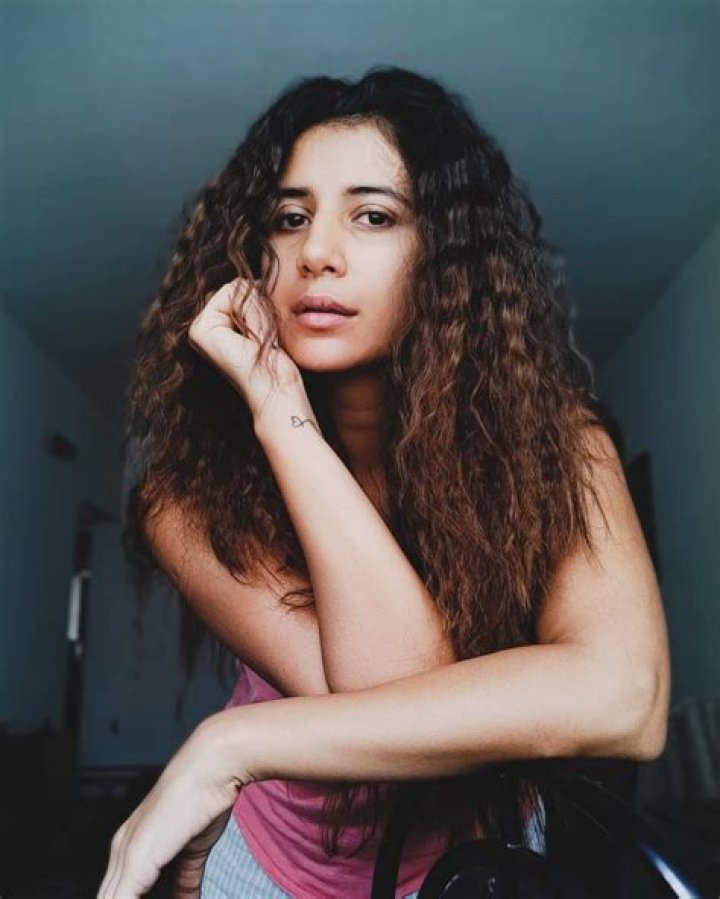 Fame | Ayn Zoya net worth and salary income estimation Apr, 2024