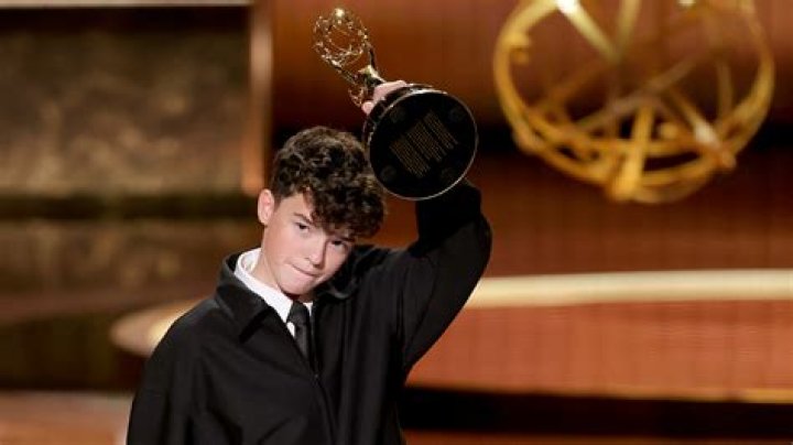 Fame | Edward Durr net worth and salary income estimation Jan, 2024
