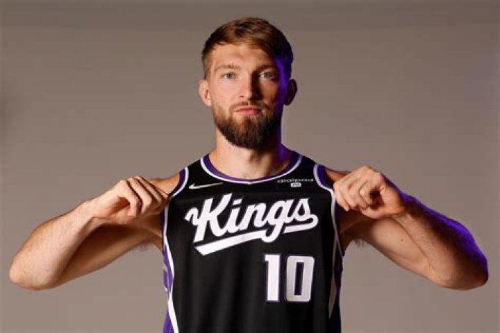 Fame | Sacramento Kings net worth and salary income estimation Jan, 2024