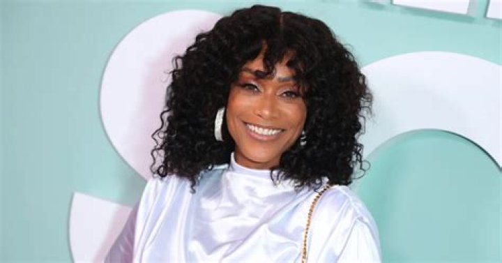 Fame | Tami Roman net worth and salary income estimation Jan, 2024