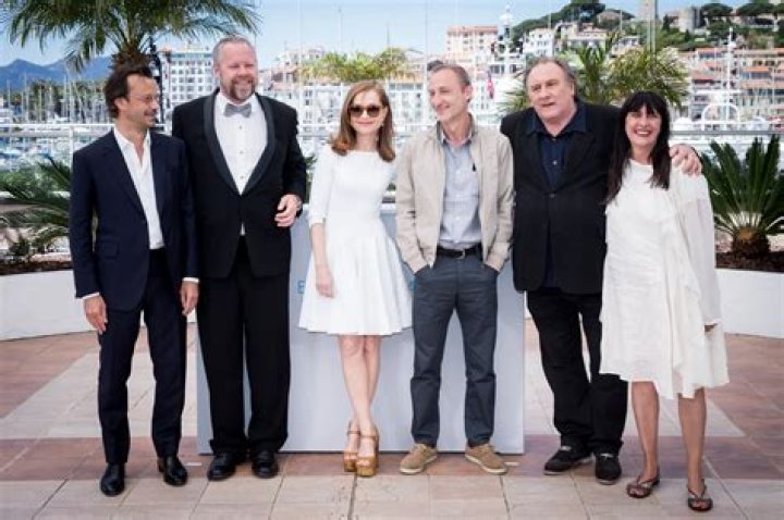 Taille Isabelle Huppert