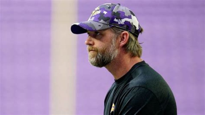 Wes Phillips Coach Age, Height, Wikipedia, Wife, Net Worth
